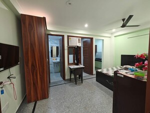 1 RK Builder Floor For Rent in Ansal API Versalia, Sector 67a