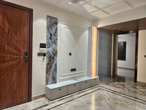 Building Lobby in 4 BHK Independent House at Dlf Cyber City – for Rent