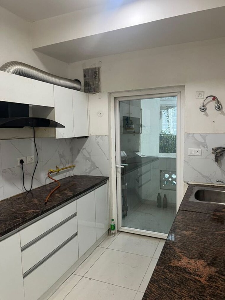 Kitchen, sunworld-arista 3.5 Bedroom 2150 Sq.Ft. Apartment In Sector 168 Noida 10585096