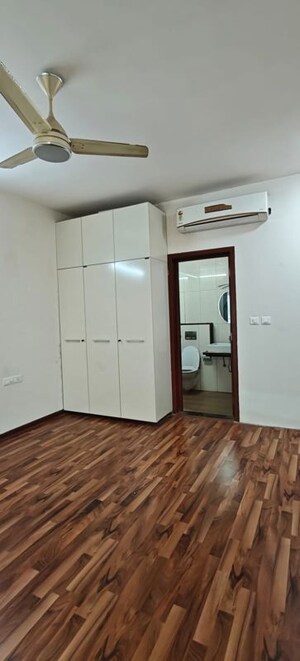 Room in 3 BHK Apartment at LnT Raintree Boulevard, Hebbal – for Rent
