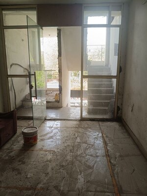 Room in  Office Space at New Friends Colony – for Rent