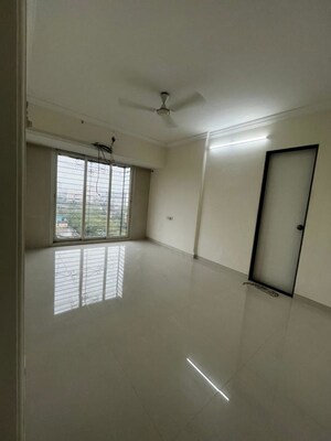 Bedroom in 3 BHK Apartment at Chembur – for Rent