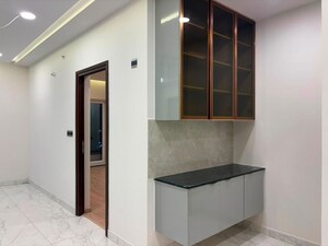 Room in 3 BHK Apartment at Sumadhura The Olympus, Nanakramguda – for Rent
