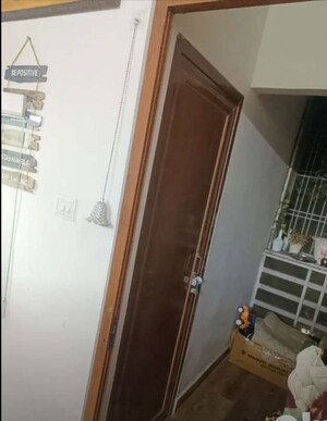 Furnished Amenities in 2 BHK Apartment at Sultanpur – for Rent