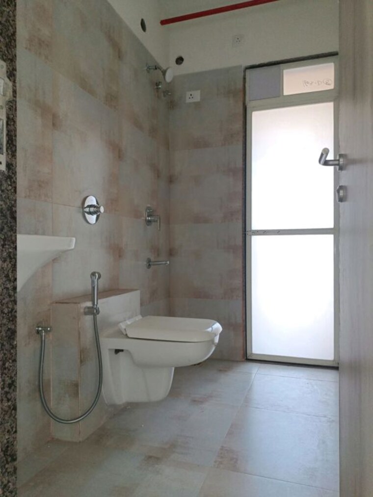 Bathroom, puraniks-tokyo-bay 2 Bedroom 510 Sq.Ft. Apartment In Kasarvadavali Thane 10585128