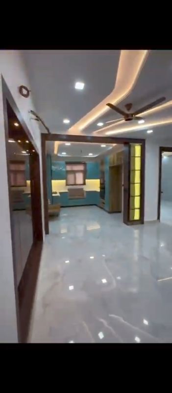 4 BHK + Store Room 342 Sq.Yd. Builder Floor in Puri Kohinoor