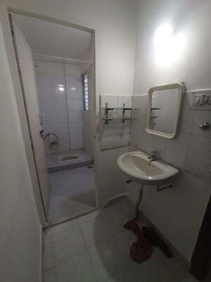 Bathroom in 2 BHK Apartment at Rambaug Colony – for Rent
