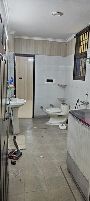 Bathroom in 3 BHK Apartment at Divine Apartment Zirakpur, Lohgarh – for Rent