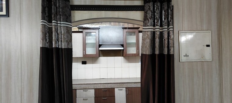 Kitchen, divine-apartment-zirakpur 3 Bedroom 1800 Sq.Ft. Apartment In Lohgarh Zirakpur 10585139