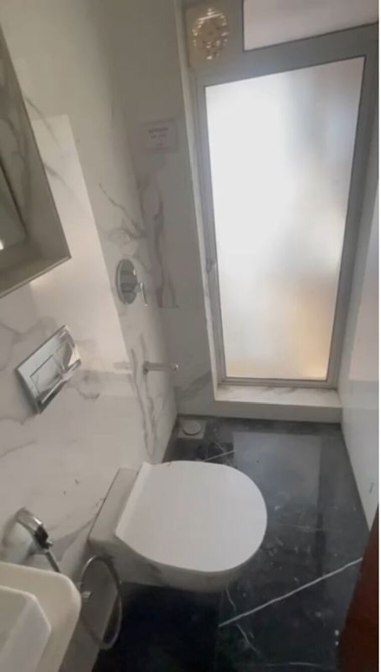 Bathroom, chembur 2 Bedroom 910 Sq.Ft. Apartment In Chembur Mumbai 10585151