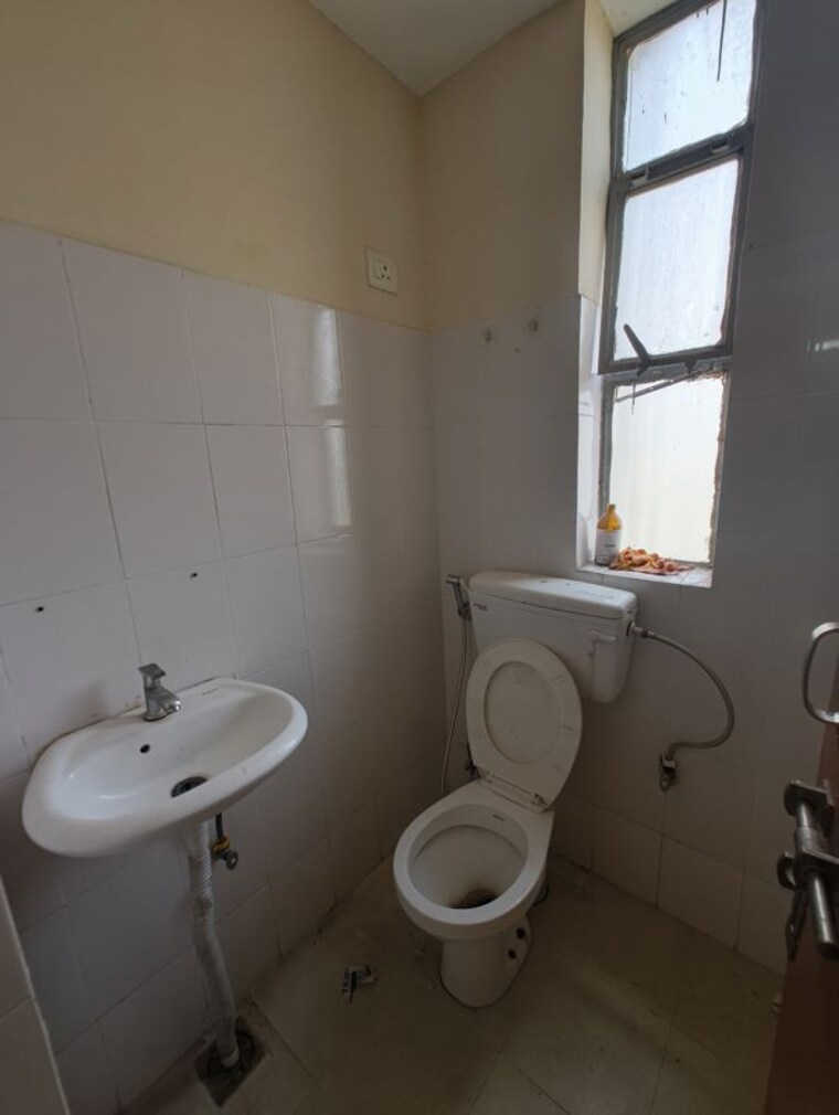 Bathroom, adani-aangan 1 Bedroom 450 Sq.Ft. Apartment In Sector 89a Gurgaon 10585187