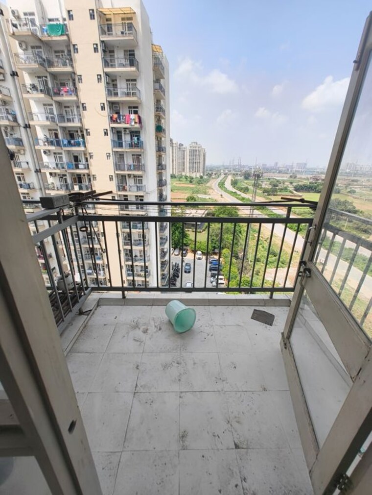 Balcony, adani-aangan 1 Bedroom 450 Sq.Ft. Apartment In Sector 89a Gurgaon 10585187