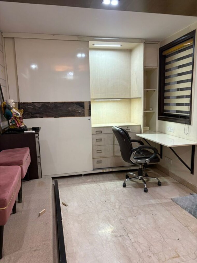 Team Area, hemkunt colony 3 Bedroom 1750 Sq.Ft. Builder Floor In Hemkunt Colony Delhi 10504685