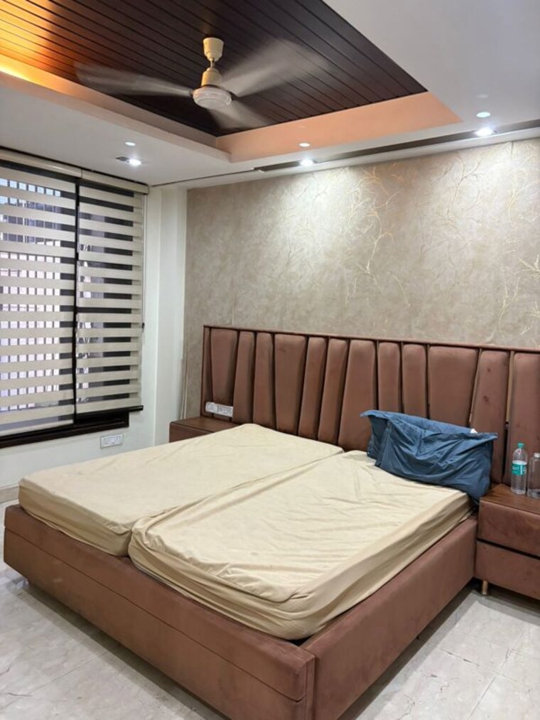 Bedroom, hemkunt colony 3 Bedroom 1750 Sq.Ft. Builder Floor In Hemkunt Colony Delhi 10504685