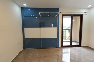 Room in 3 BHK Apartment at Bren Zahara, Off Sarjapur Road – for Rent
