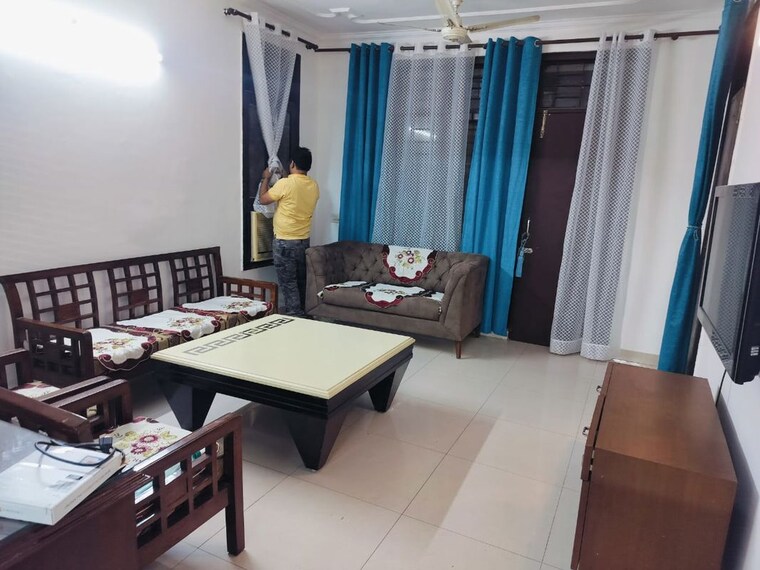Team Area, ss-the-lilac 2 Bedroom 1150 Sq.Ft. Builder Floor In Sector 49 Gurgaon 10585243