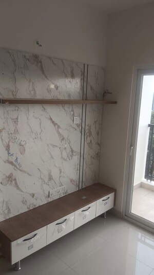 Room in 1 RK Apartment at Adarsh Greens, Kogilu – for Rent