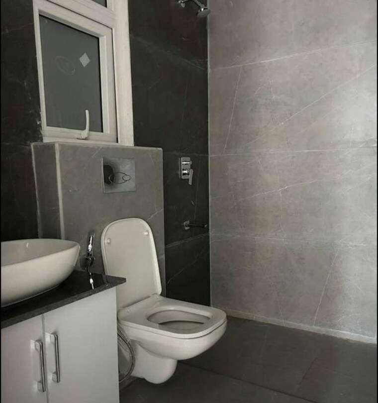 Bathroom, hermitage-centralis 3 Bedroom 1700 Sq.Ft. Apartment In Vip Road Zirakpur 10585272
