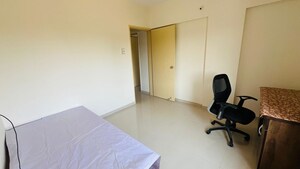 Room in 2 BHK Apartment at Sutarwadi – for Rent