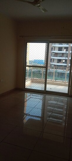 3 BHK Apartment For Rent in Gaur Sportswood