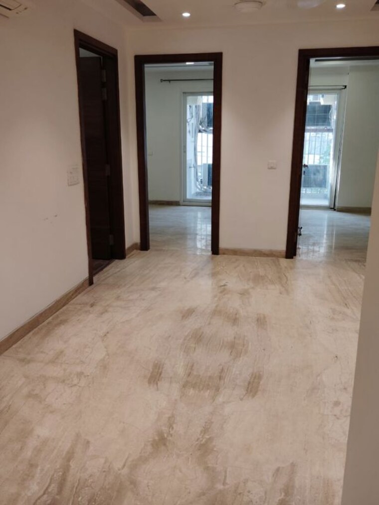 Room, chittaranjan park 4 Bedroom 2076 Sq.Ft. Builder Floor In Chittaranjan Park Delhi 10585273