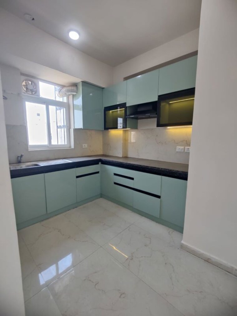 Kitchen, sector 6 dwarka 3.5 Bedroom 2000 Sq.Ft. Apartment In Sector 6 Dwarka Delhi 10585290