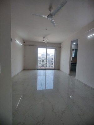 Room in 3.5 BHK Apartment at Sector 6 Dwarka – for Sale