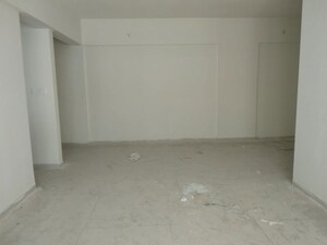 Room in 2 BHK Apartment at Godrej Central, Chembur – for Rent