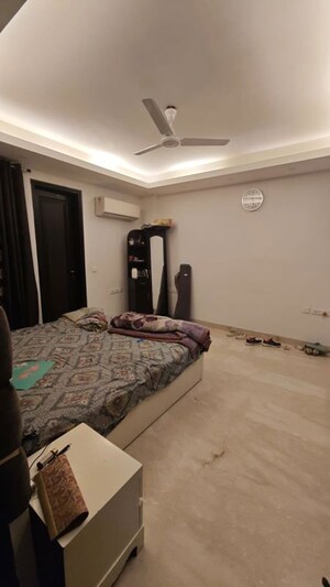 Bedroom in 3 BHK Builder Floor at Nehru Enclave – for Rent