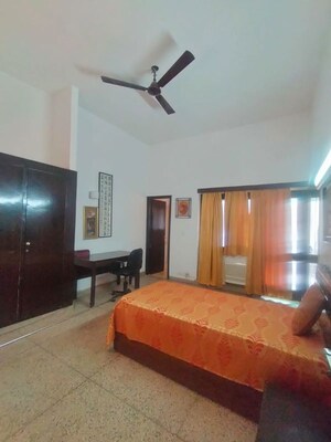 Living Room in 3 BHK Apartment at Defence Colony – for Rent