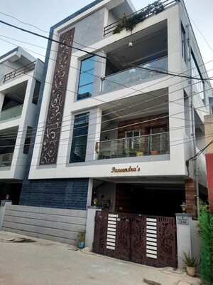 1.5 BHK Independent House – Exterior View View at Ameenpur - for Rent