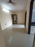 1 BHK 620 Sq.Ft. Apartment in Hyde Park CHS