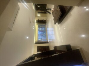 Furnished Amenities in 4 BHK Apartment at Vijay Golden Peak, Khar West – for Rent