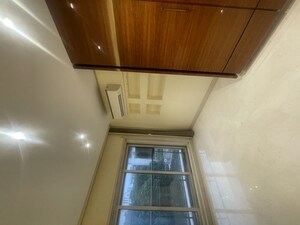 Furnished Amenities in 4 BHK Apartment at Vijay Golden Peak, Khar West – for Rent
