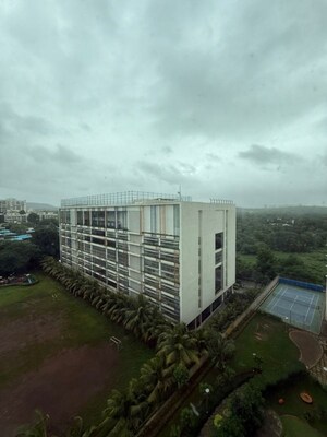 2.5 BHK Apartment – Exterior View View at Oberoi Realty Woods, Goregaon East - for Rent