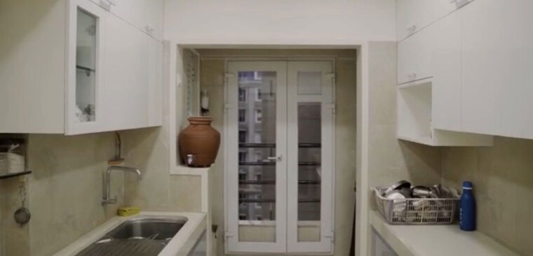 Bathroom, kanakia-paris 2 Bedroom 870 Sq.Ft. Apartment In Bandra East Mumbai 10585402