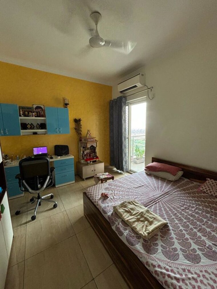 Bedroom, gaur-sportswood 3 Bedroom 1850 Sq.Ft. Apartment In Sector 79 Noida 10585408