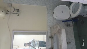 Bathroom in 2 BHK Builder Floor at Uppal Southend, Sector 49 – for Rent