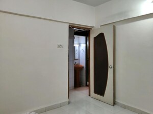 Room in 2 BHK Apartment at One Hiranandani Park, Ghodbunder Road – for Rent