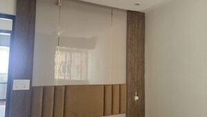 Room in 3 BHK Apartment at Pashmina Waterfront, Old Madras Road – for Rent