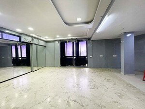 Room in  Office Space at Maninagar – for Sale
