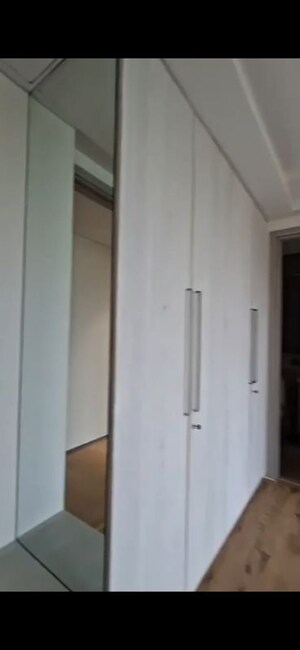 Furnished Amenities in 4 BHK Apartment at Rustomjee Seasons, Bandra East – for Rent