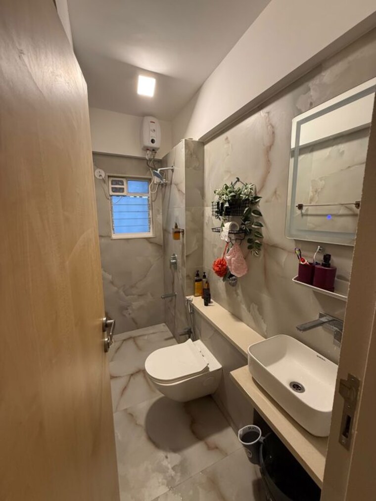 Attached Bathroom, piramal-nagar-chs 2 Bedroom 632 Sq.Ft. Apartment In Goregaon West Mumbai 10585505