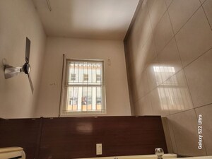Room in 3 BHK Apartment at Aparna Sarovar, Nallagandla – for Rent
