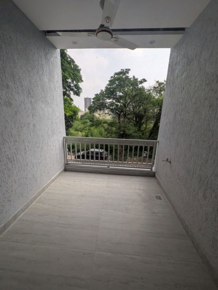Other, vip road 3 Bedroom 167 Sq.Yd. Independent House In Vip Road Zirakpur 10585566