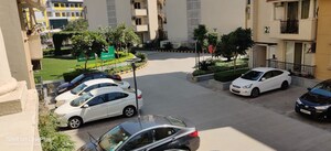 3.5 BHK Apartment For Rent in Emaar Emerald Floors Premier, Sector 65