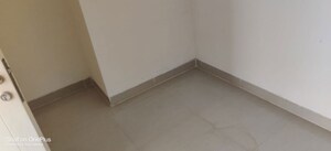 Room in 3.5 BHK Apartment at Emaar Emerald Floors Premier, Sector 65 – for Rent