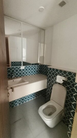 Bedroom in 3 BHK Apartment at Lodha Sterling, Kolshet Road – for Rent