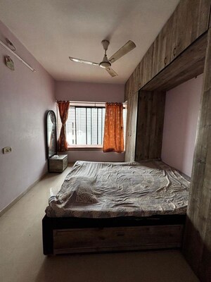 Bedroom in 2 BHK Apartment at Vrindavan Society Goregaon, Goregaon East – for Rent