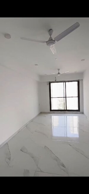 2 BHK Apartment For Rent in Dev Leo Tower, Oshiwara